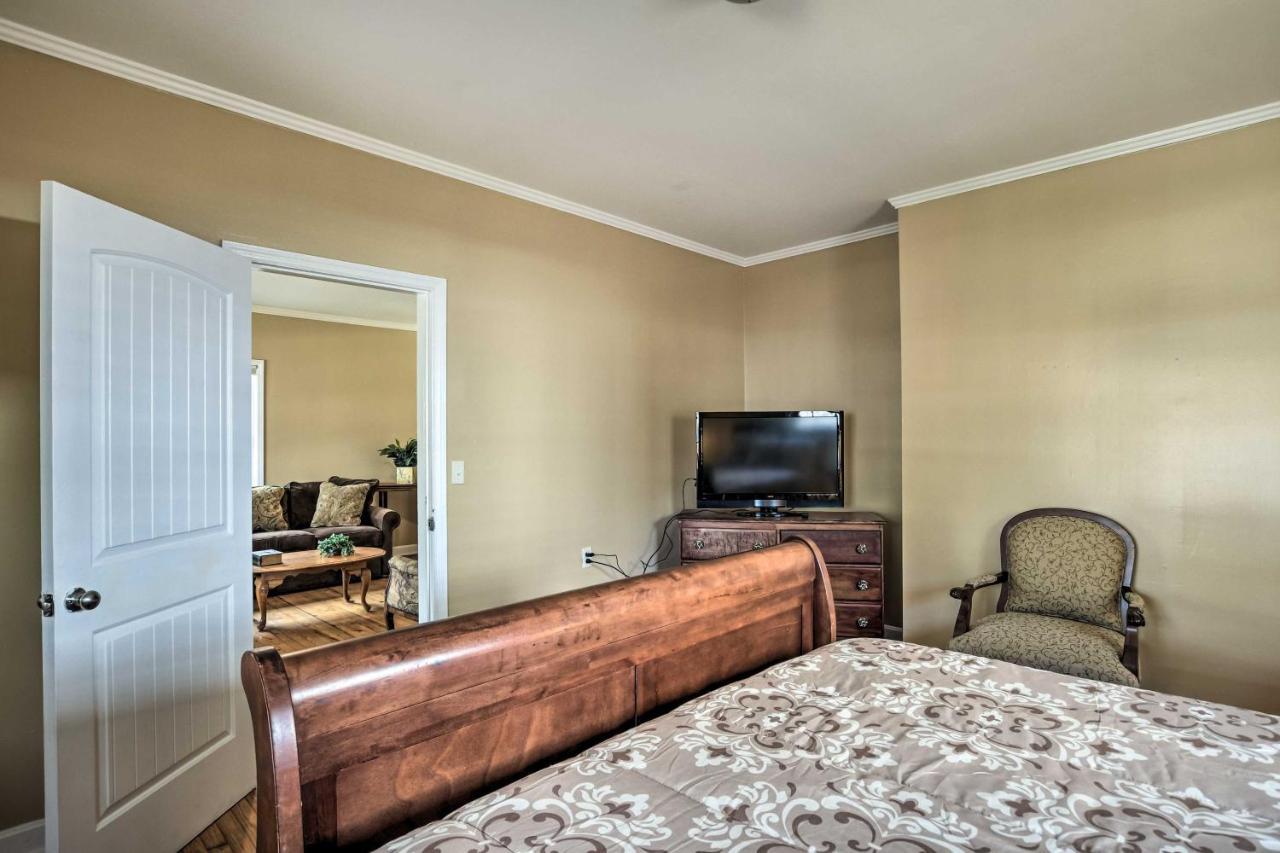 Cozy About 2 Mi To Downtown! Ferienhaus Greenville